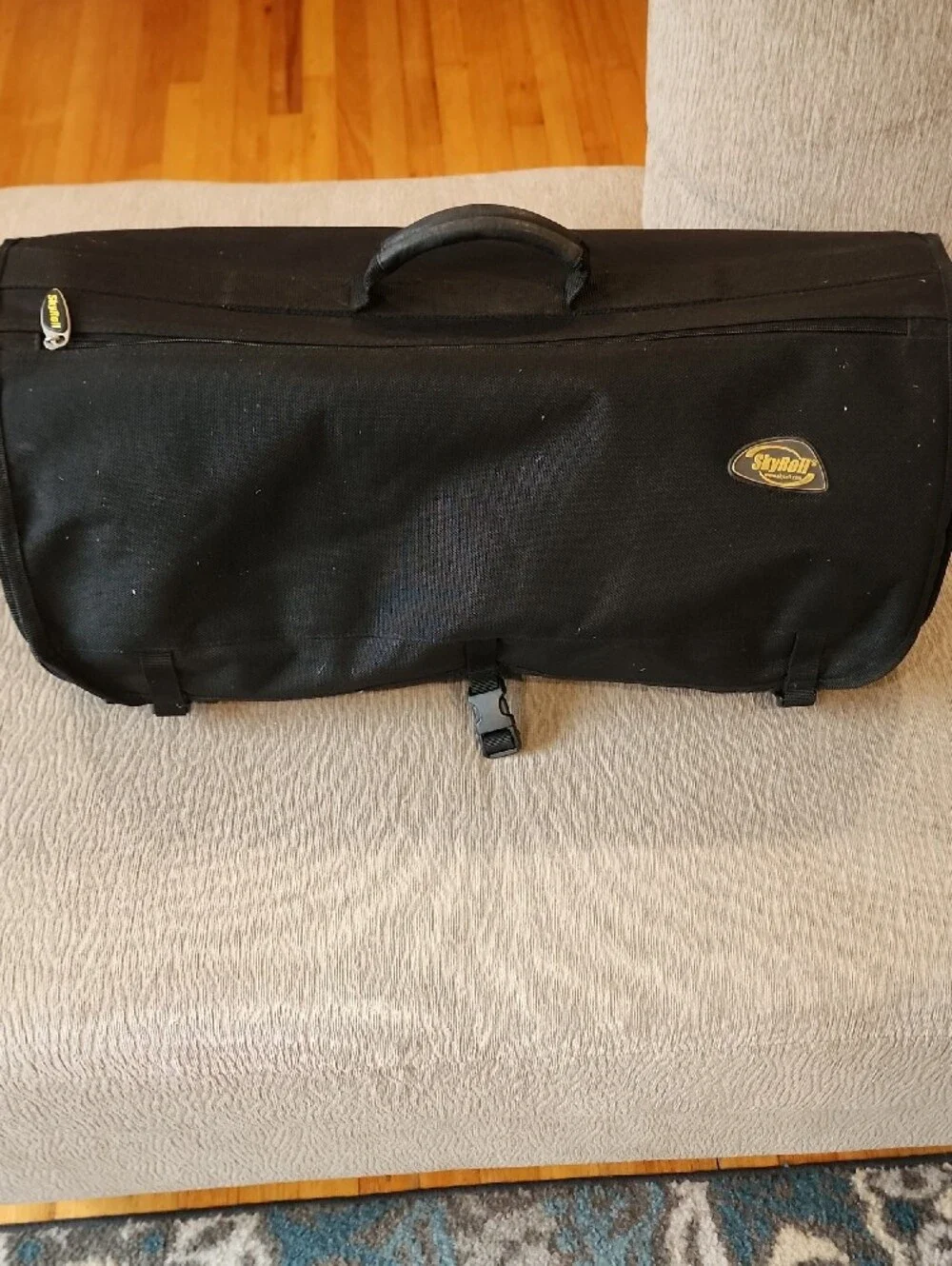 SkyRoll Black Men's Suit Carryon Bag with Top And Side Handle